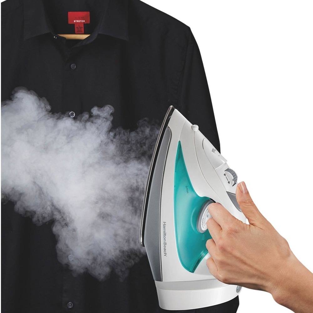 Hamilton Beach Steam Iron White Teal New Retractable Cord Stainless Soleplate